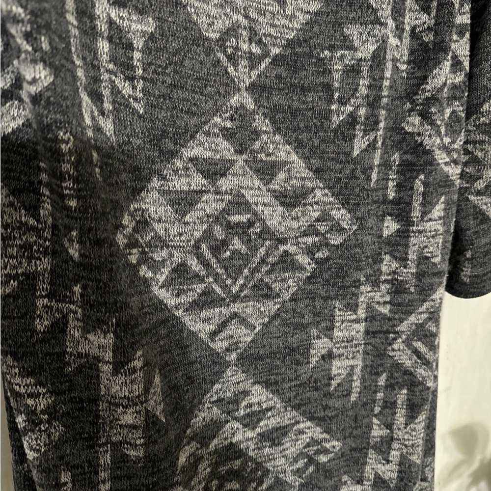 Cardigan - Picture 5 of 6